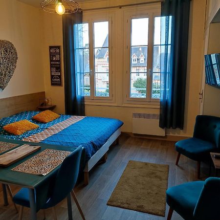 Studio 10, Tres Bien Place, Parking Wifi Gratuit Bagnoles de l'Orne Normandie Bagian luar foto
